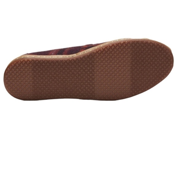 Toms Alpargata Leather
Wrap
Barn Red Earthy
Plaid/Faux Shearling, New With Box - Picture 3 of 8